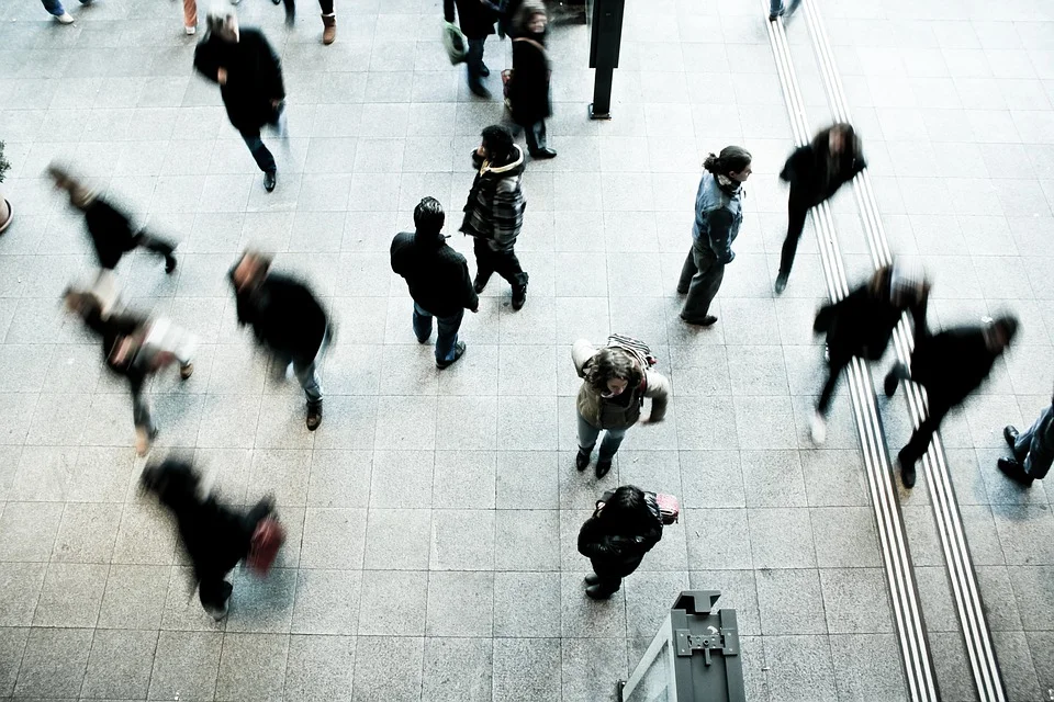 people-walking-2
